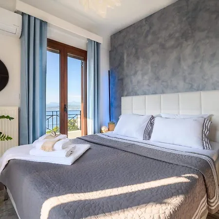 Zoe's Sea View Apartment Pylos