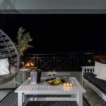 Zoe's Sea View Apartmán *