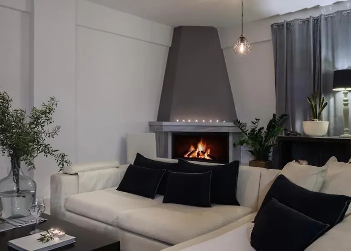 Zoe's Sea View Apartment