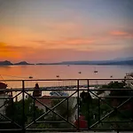 Zoe's Sea View