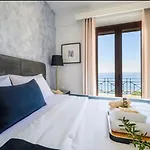 Apartment Zoe's Sea View *