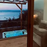 Apartment Zoe's Sea View Pylos