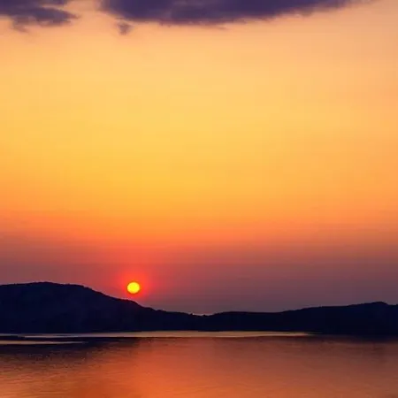 Zoe's Sea View *