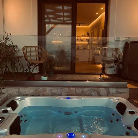 Zoe's Sea View Apartment